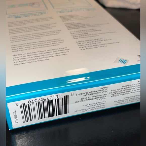 Fitbit Alta | Classic Accessory Band - Size L/G - Picture 3 of 4